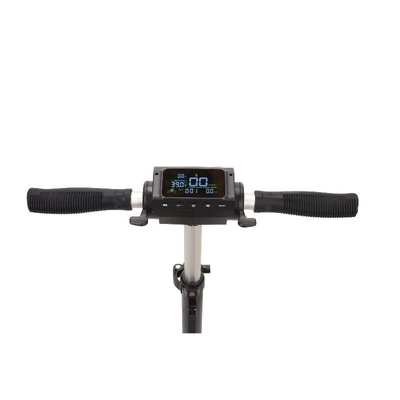 Scooter elétrico de velocidade de 25 km / h com pneu largo off-road de 11 polegadas e alcance de 70 km por carga Alimentado por uma potente bateria de lítio