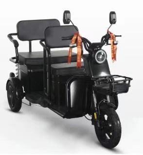 Triciclo elétrico fechado semi-fechado com capacidade de carga de 10-15° e tempo de carregamento de 5-7h