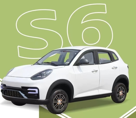 Veículo elétrico fechado Scooter Recursos energéticos Carro elétrico de quatro rodas para transporte sustentável e acessível