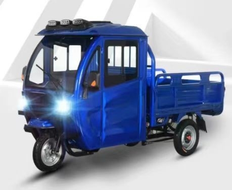 Espaçoso triciclo elétrico de 1000W para transporte de passageiros confortável e conveniente