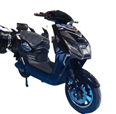 2024 Carro elétrico pedal 60V2000W Scooter elétrico adulto com velocidade máxima de 40km/h e Motociclo Tipo de motocicletas de turismo