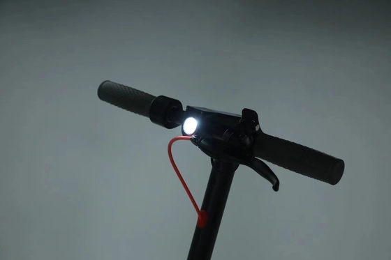 Produção direta de scooters dobráveis leves com velocidade máxima de 31-40 km/h e alcance por carga de 40-60 km