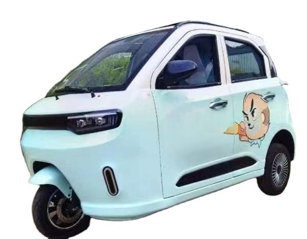 Motocicleta elétrica de três rodas com carroceria fechada e tensão de 60V Alimentada por bateria de lítio