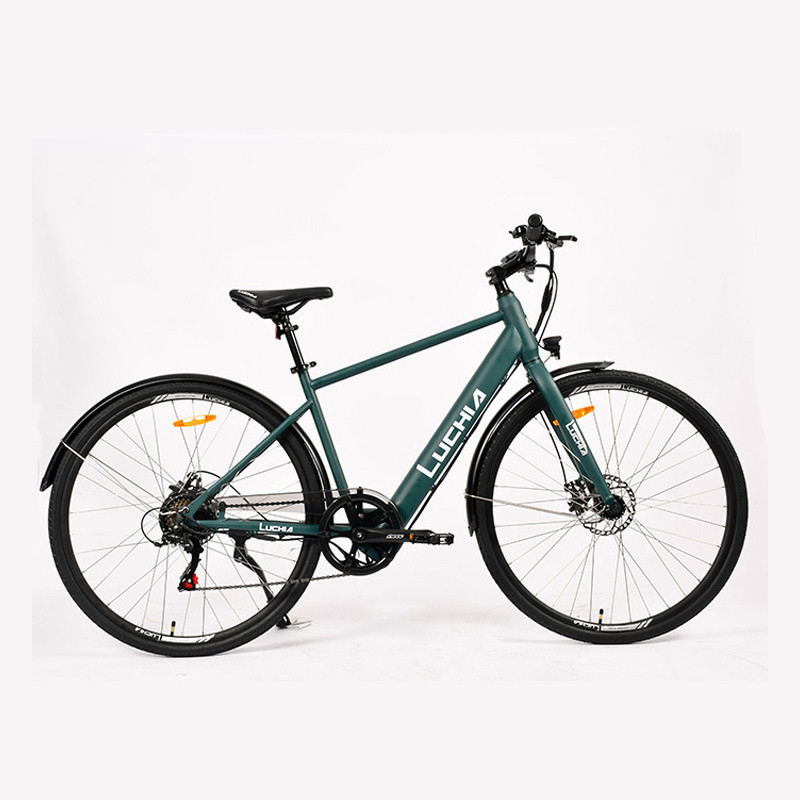 Leve suas aventuras off-road para o próximo nível com esta bicicleta de montanha elétrica de 18 velocidades com bateria de 7 Ah